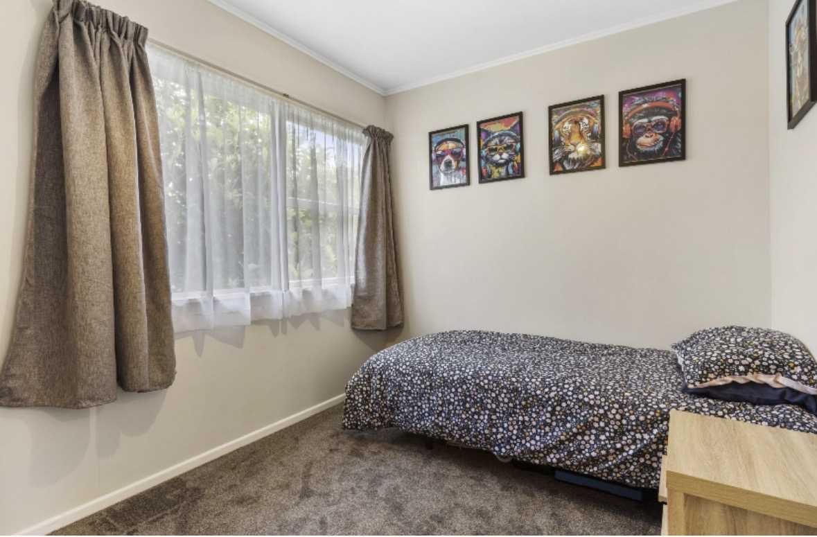 71 Barrys Road, Glendene, photo 8