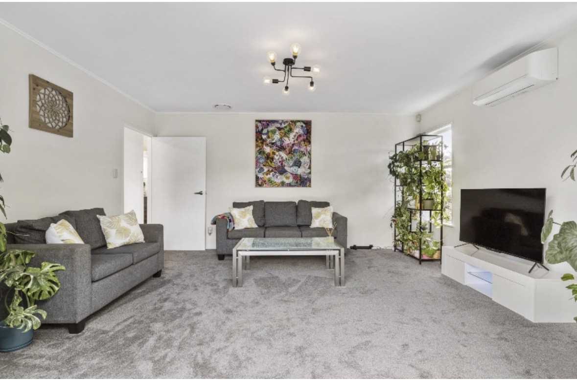 71 Barrys Road, Glendene, photo 9