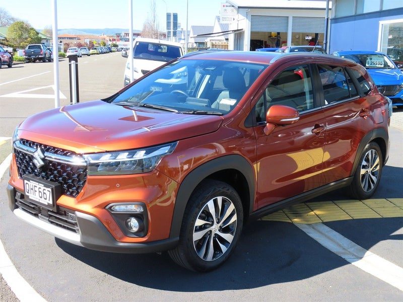 2023 Suzuki S-Cross JLX Hybrid AWD Auto, photo 2