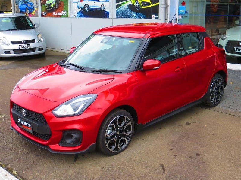 2026 Suzuki Swift SPORT 1.4 TURBO AUTO, photo 2