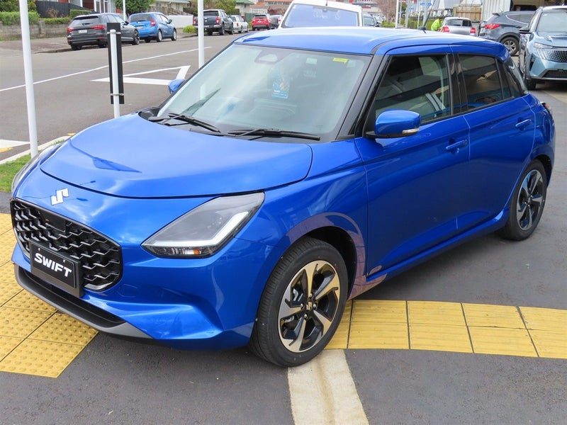 2026 Suzuki Swift RSC HYBRID AUTO, photo 2