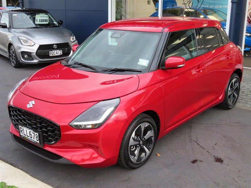 2025 Suzuki Swift RSC HYBRID AUTO, photo 2
