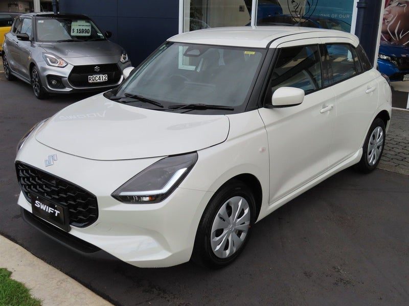 2026 Suzuki Swift GLSB MANUAL HYBRID, photo 2