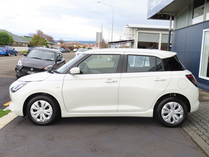 2026 Suzuki Swift GLSB MANUAL HYBRID, photo 3