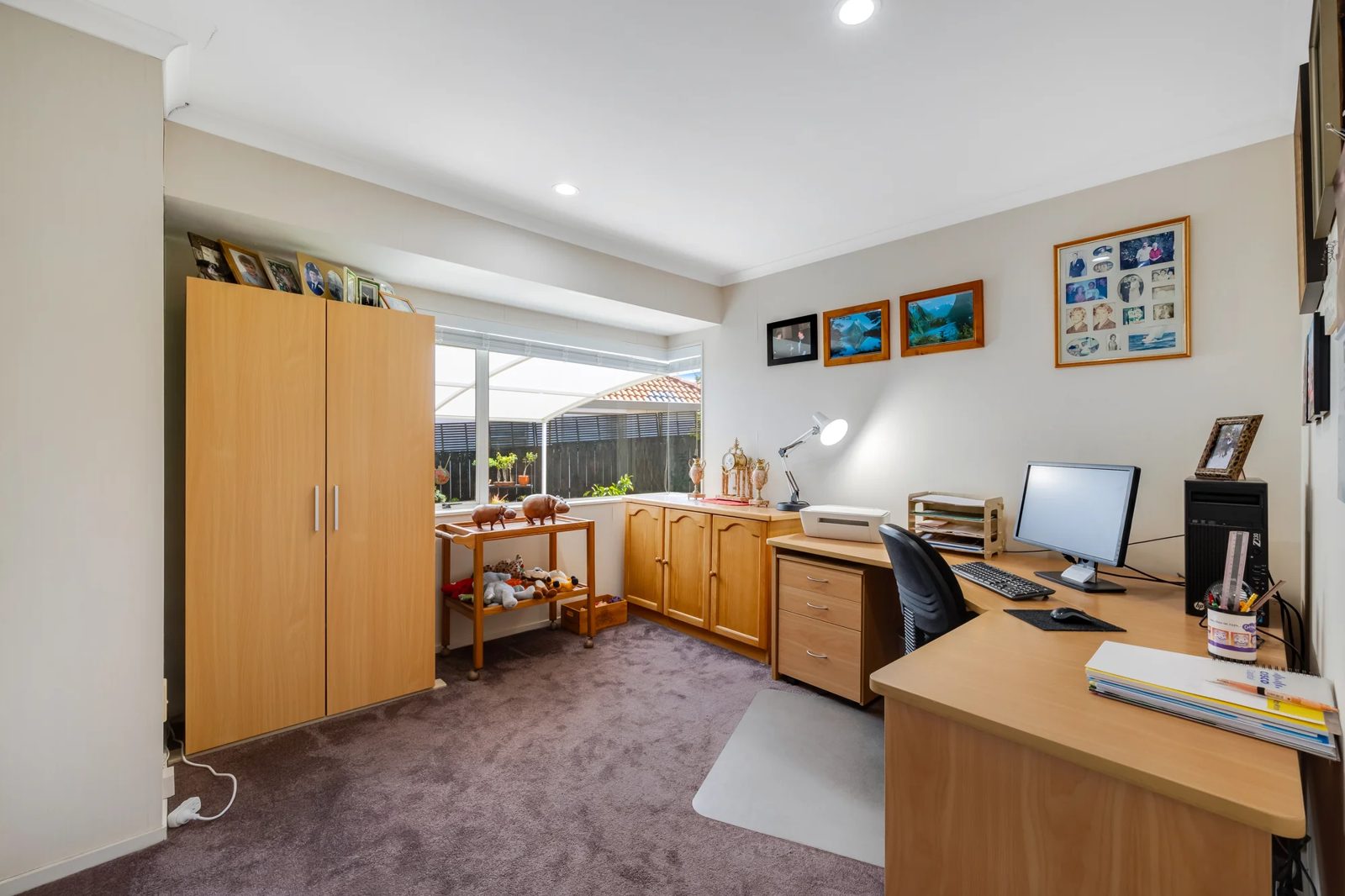 11 Gillett Place, Botany Downs, photo 16