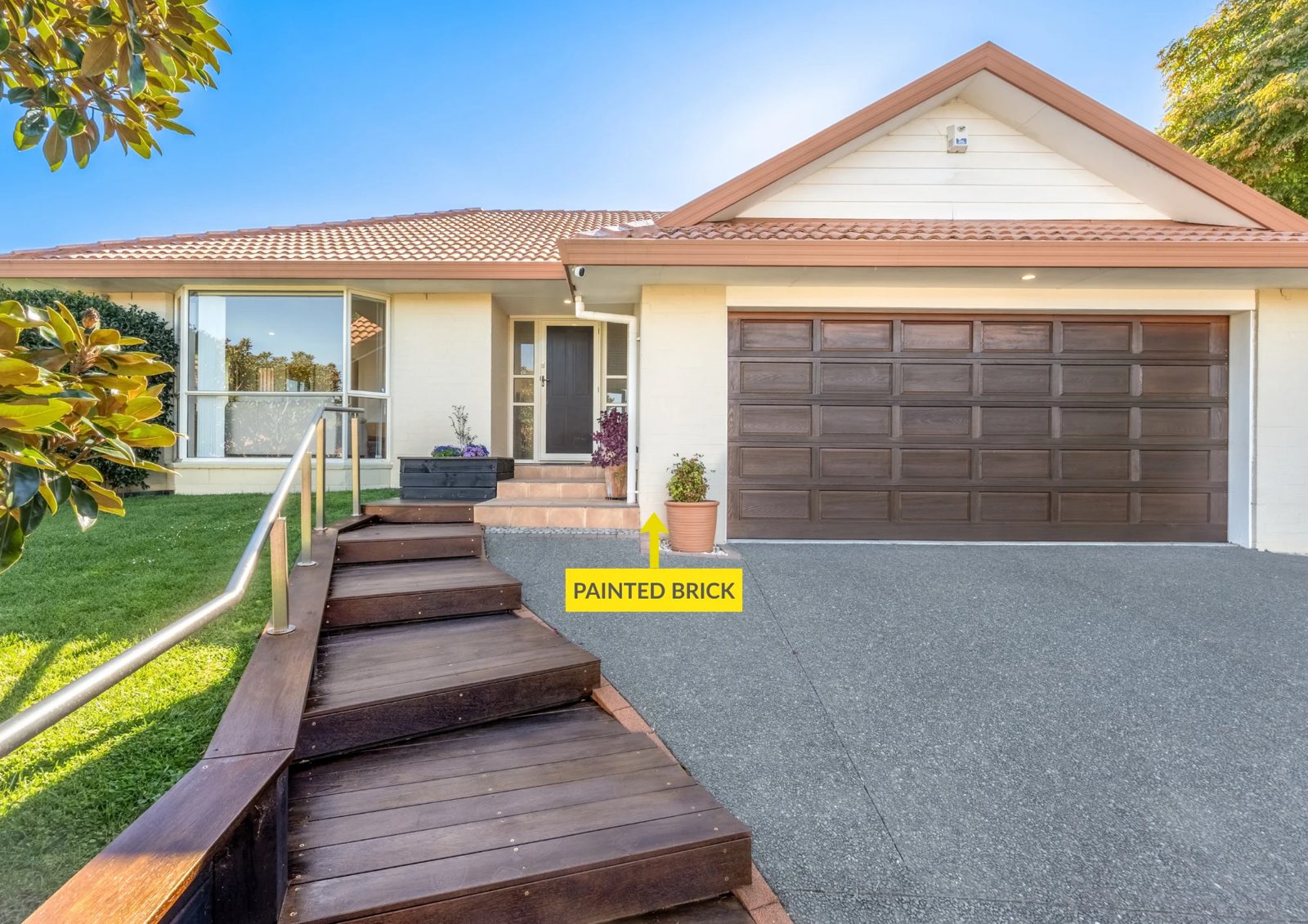 11 Gillett Place, Botany Downs, photo 7