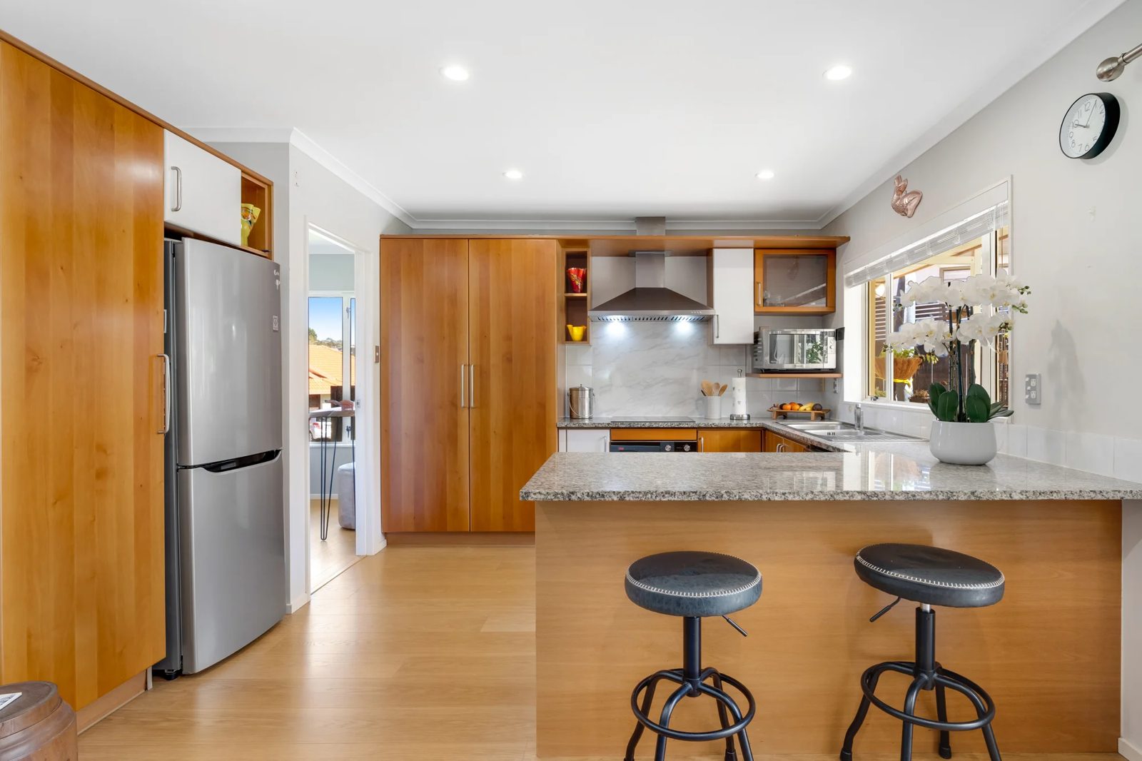 11 Gillett Place, Botany Downs, photo 9