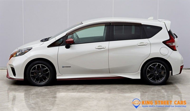 2017 Nissan Note e-POWER NISMO Hybrid, photo 2