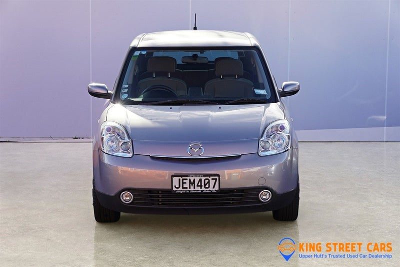 2005 Mazda Verisa, photo 3