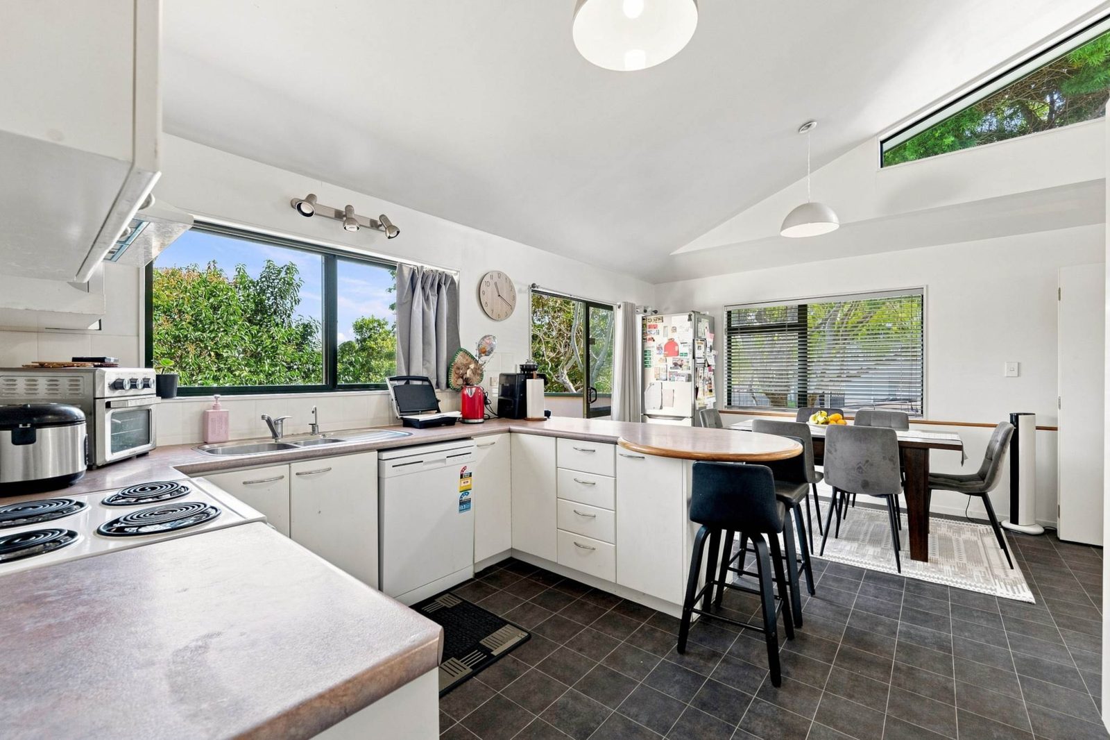2/243 Main Highway, Ellerslie, photo 11