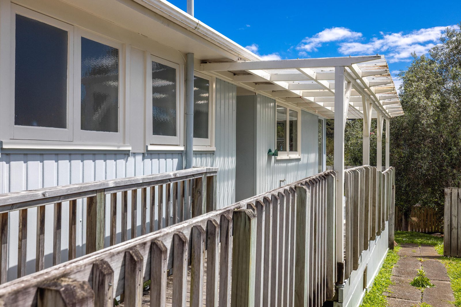 1 Crescent Road East, Ostend, photo 13