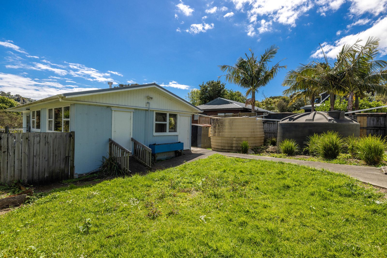 1 Crescent Road East, Ostend, photo 14