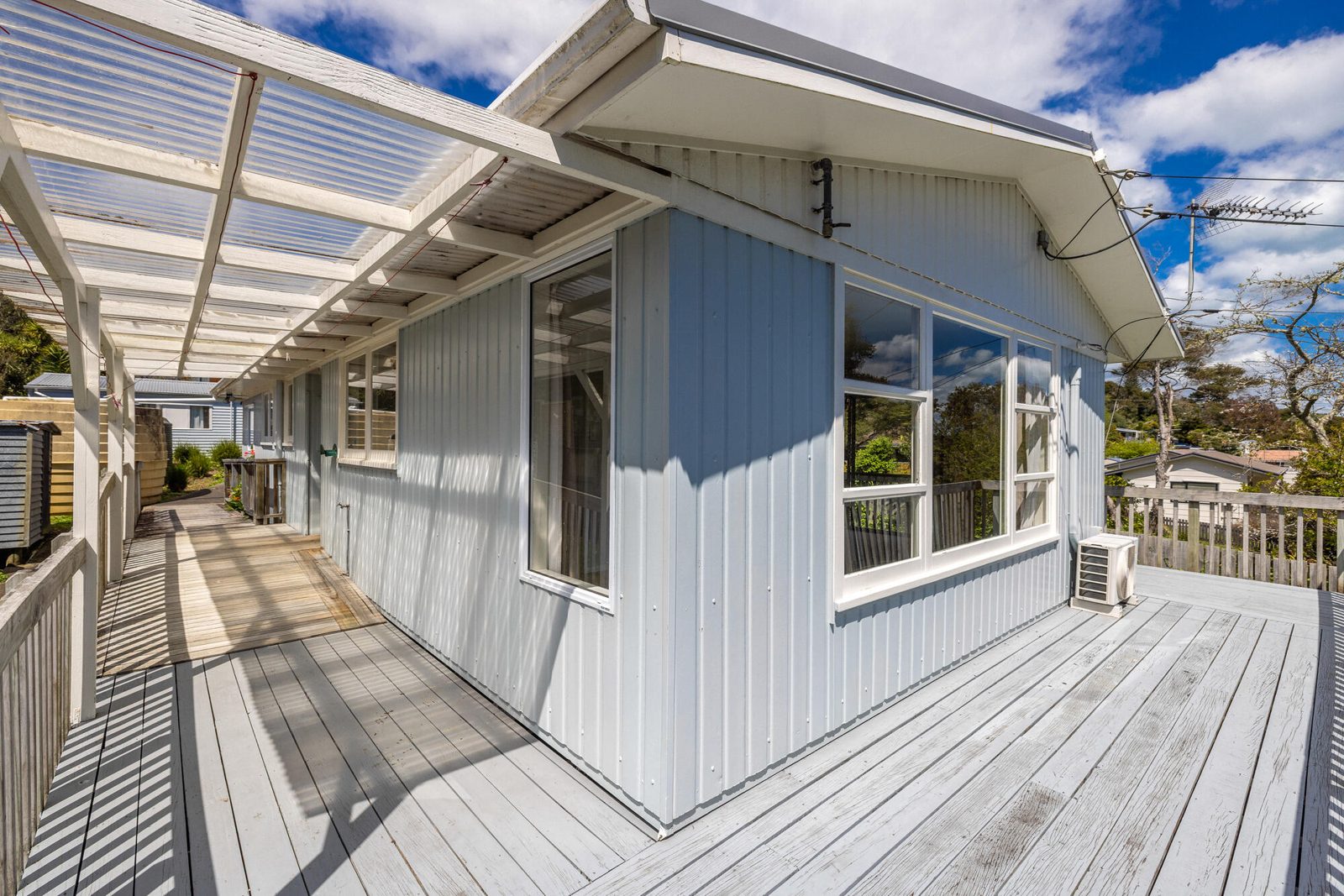1 Crescent Road East, Ostend, photo 7