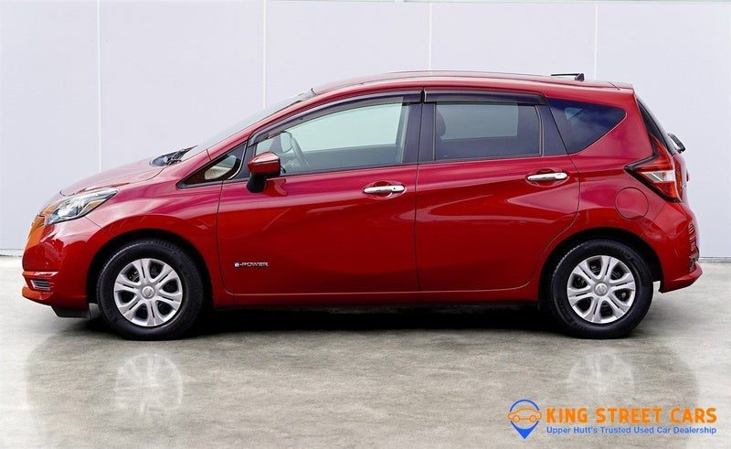 2017 Nissan Note e-POWER X Hybrid, photo 2