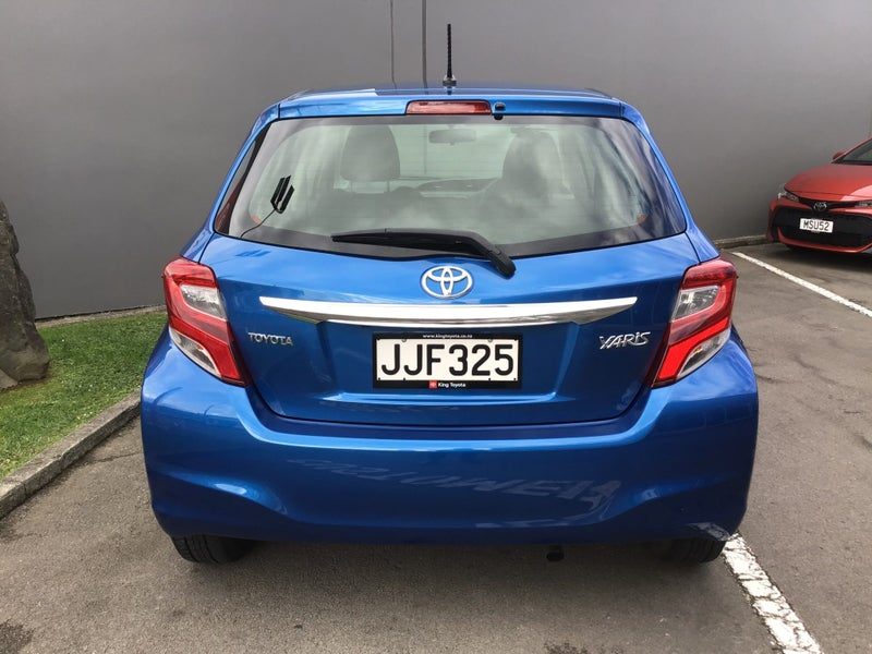 2015 Toyota Yaris GX 1.3P Hatch NZ New, photo 3