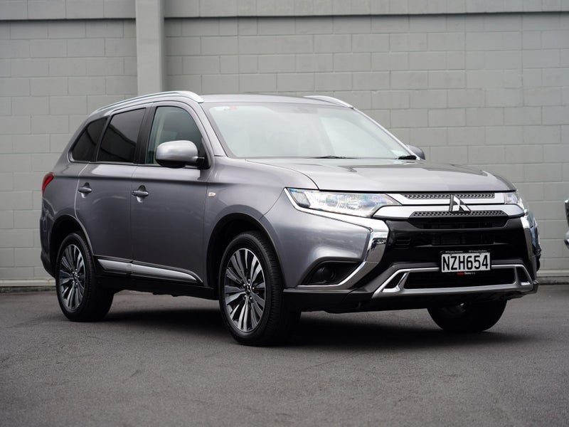 2022 Mitsubishi Outlander LS 2.4P 2WD