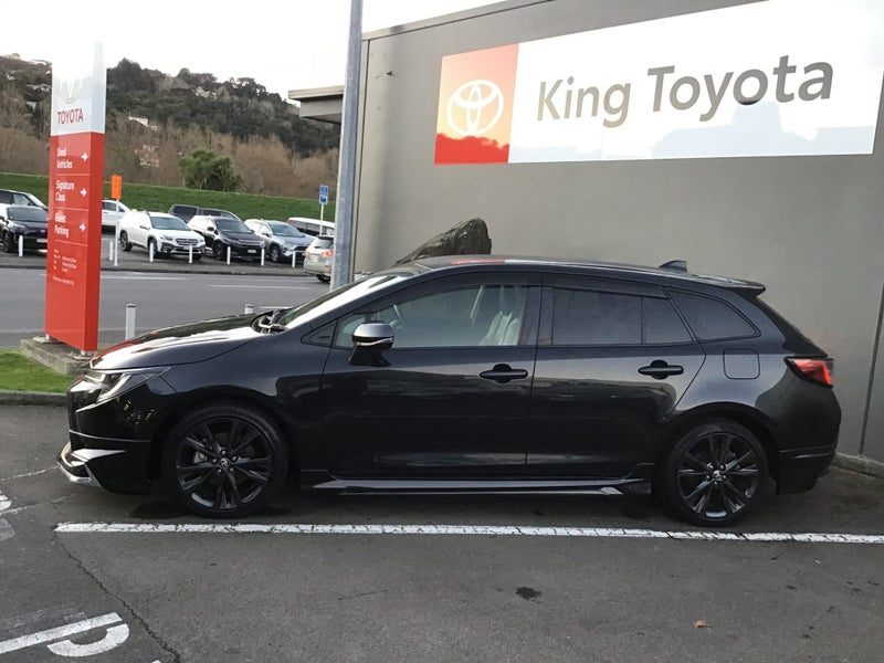 2021 Toyota Corolla Touring 1.8 Hybrid WxB, photo 2