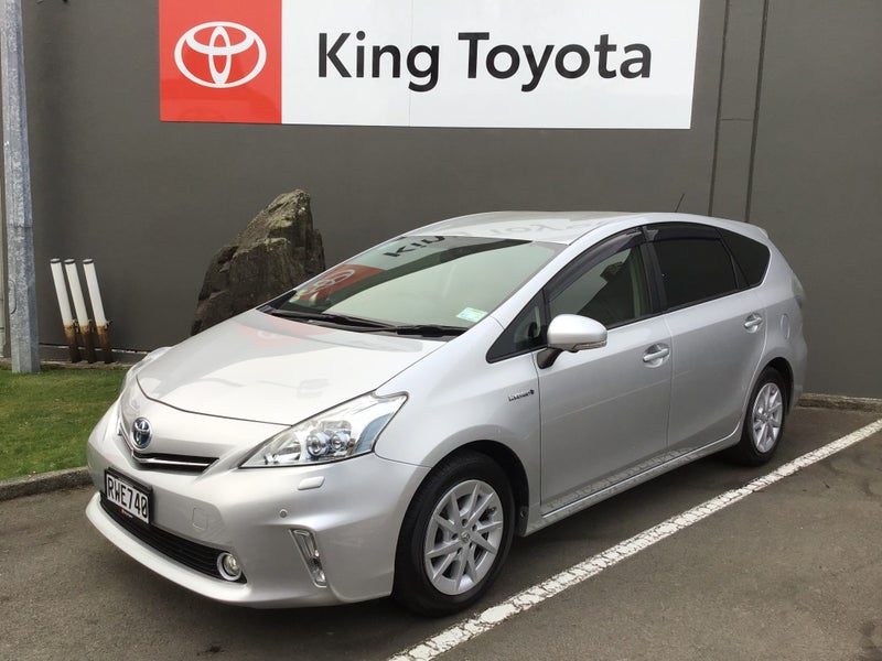 2012 Toyota Prius Alpha 1.8 Hybrid G 7 Seater