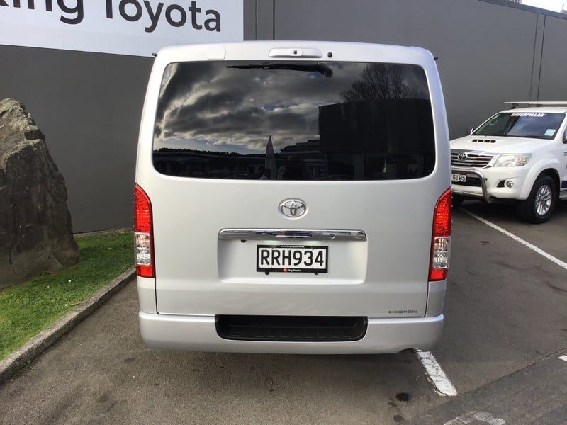 2023 Toyota Hiace 2.8L GL, photo 3