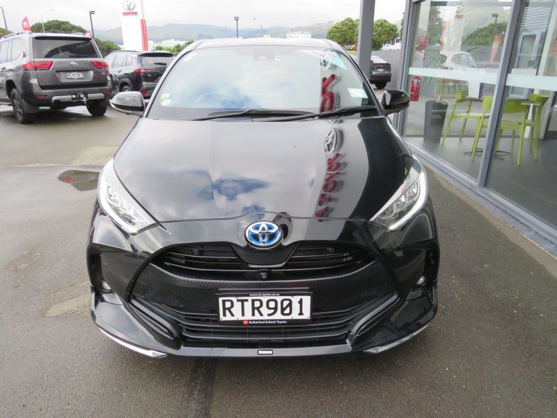 2022 Toyota Yaris 1.5 Hybrid Z 4WD, photo 3