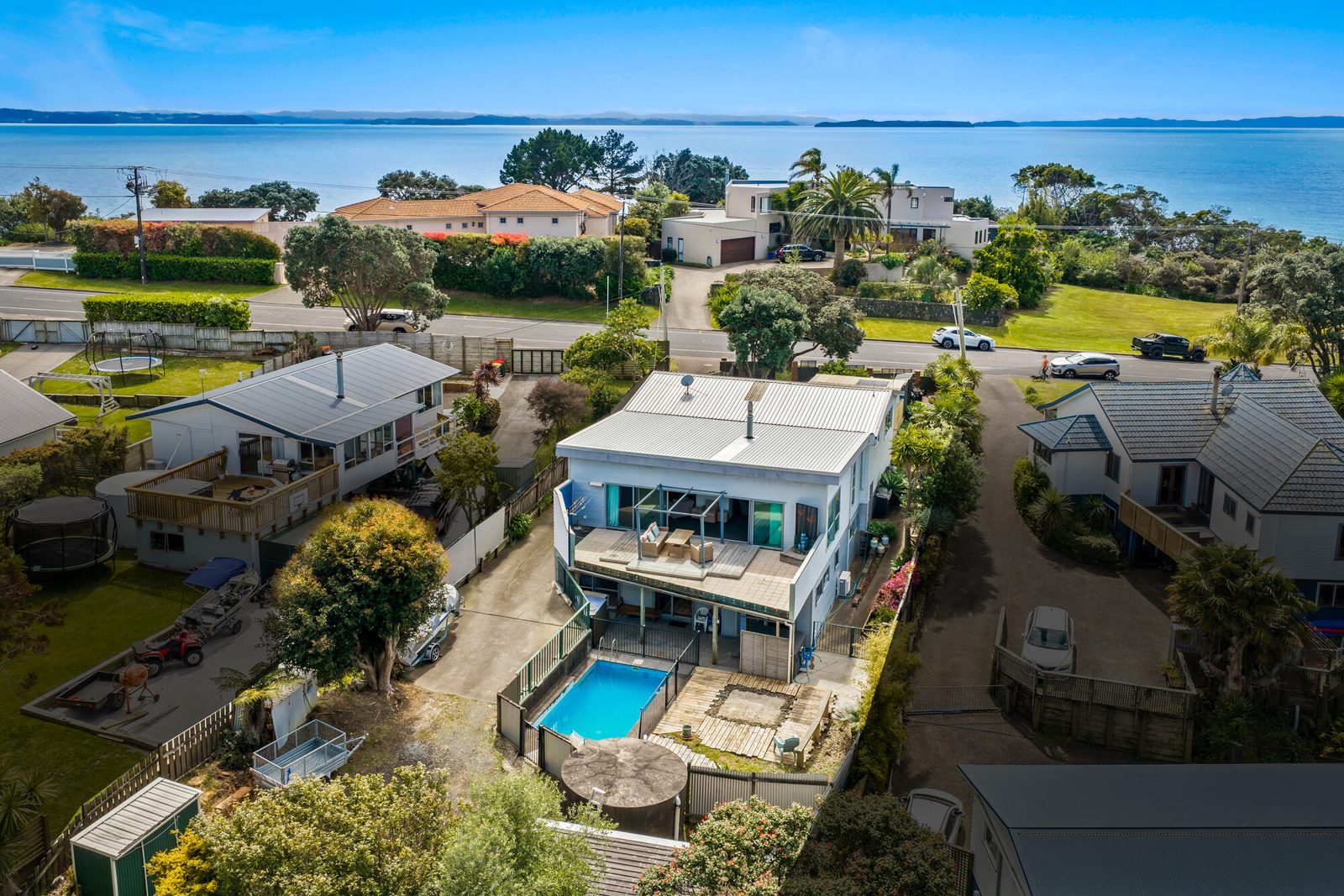 1257 Whangaparaoa Road, Gulf Harbour, photo 1