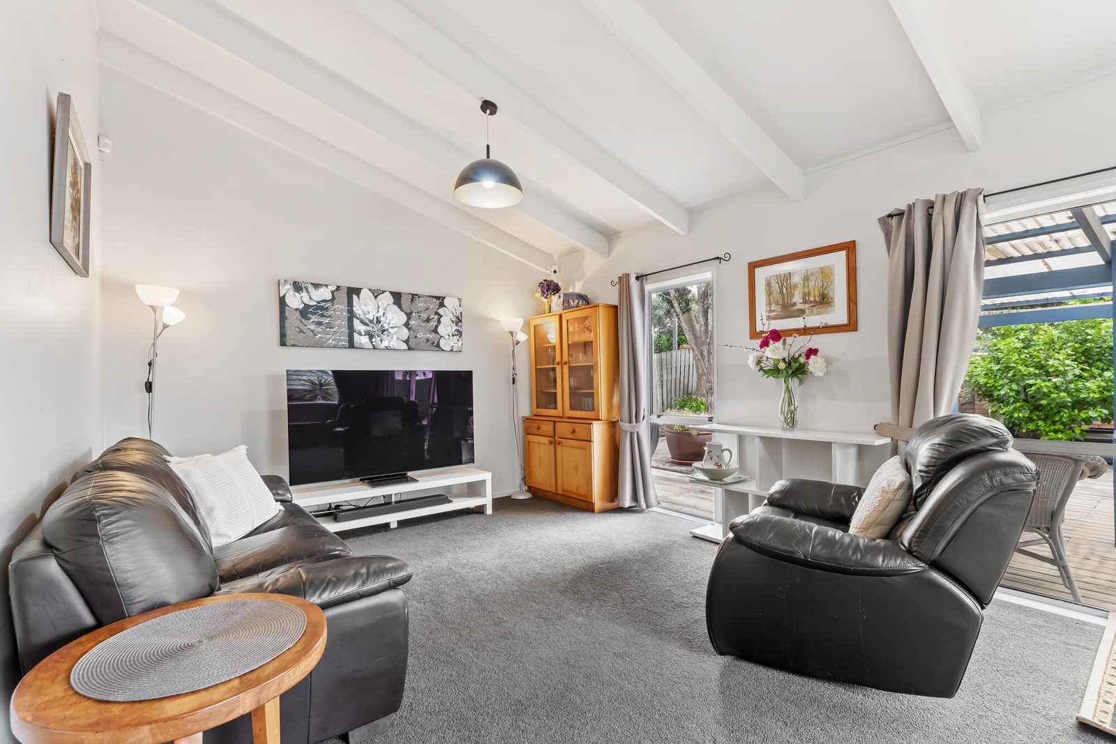 1257 Whangaparaoa Road, Gulf Harbour, photo 11