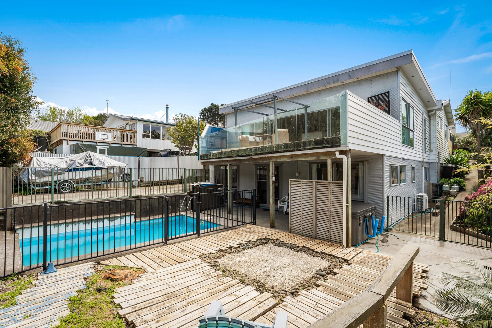 1257 Whangaparaoa Road, Gulf Harbour, photo 7