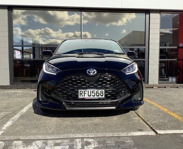 2025 Toyota Yaris ZR 1.5P HEV FWD, photo 2