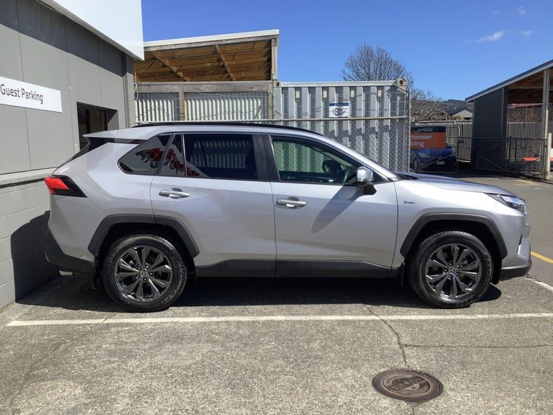 2025 Toyota RAV4 GXL 2.5P Hybrid AWD SUV, photo 3