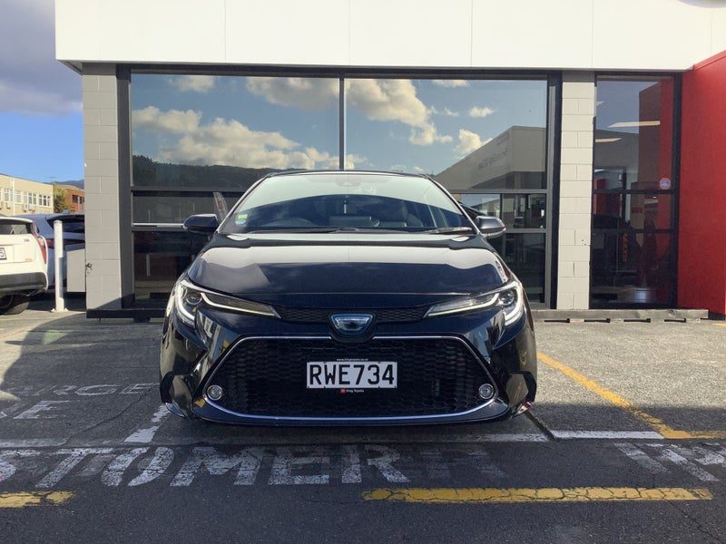 2021 Toyota Corolla Touring 1.8 Hybrid WxB Wagon, photo 2