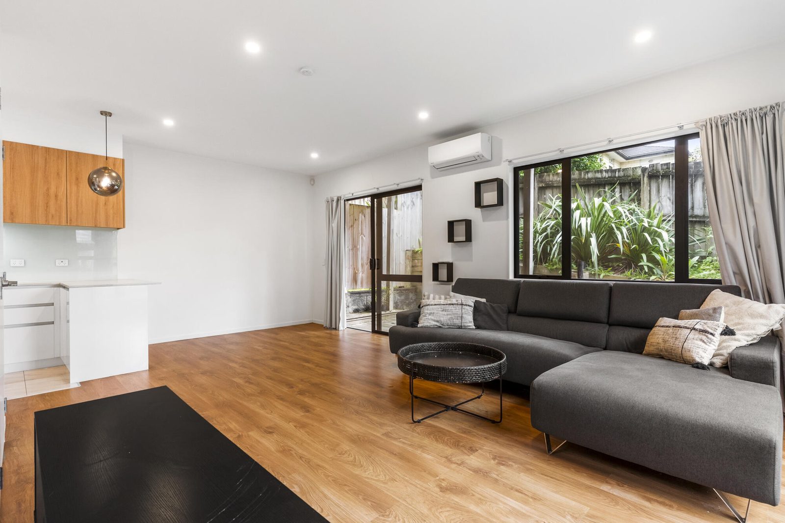 16/26 Springvale Drive, Fairview Heights, photo 3