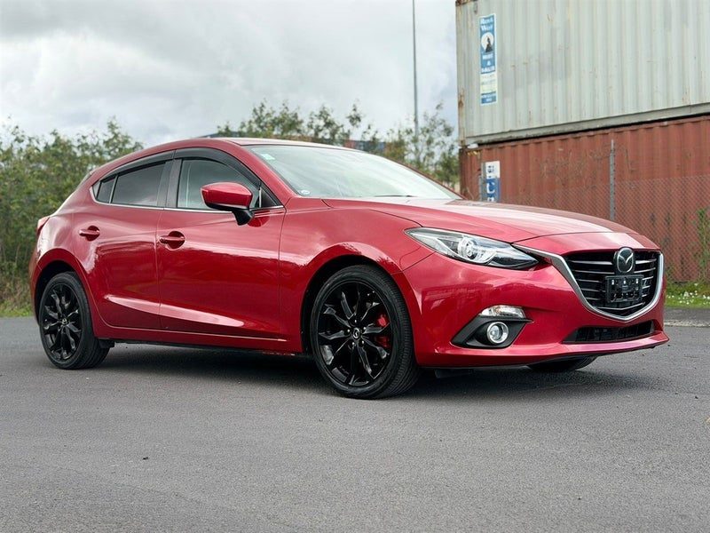 2016 Mazda Axela 20 SL !! LEATHER &HEATED SEATS !!, photo 2