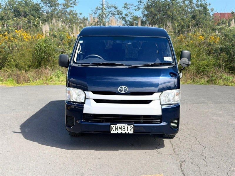 2015 Toyota Hiace MINI BUS - 10 SEATER !!, photo 3