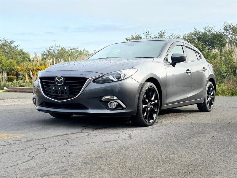 2014 Mazda Axela SKYACTIV 20S !! HUD !!