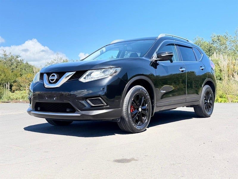 2015 Nissan X-Trail HYBRID !! BLACK ALLOYS !!