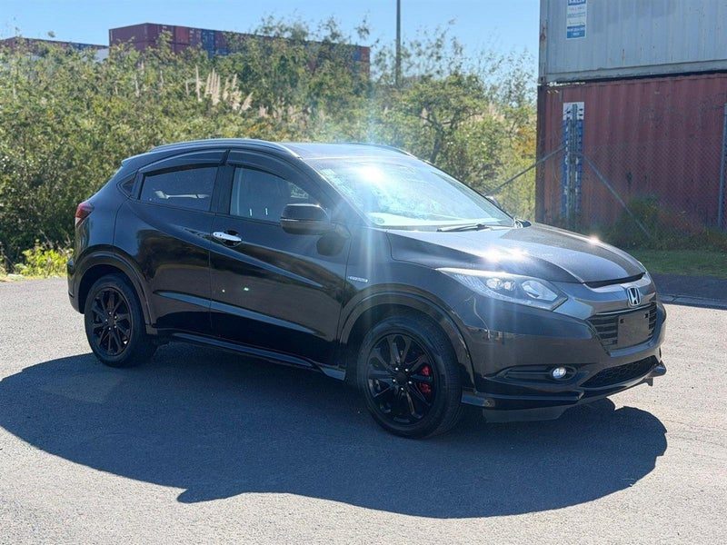 2015 Honda Vezel HYBRID Z !! BLACK ALLOYS !!, photo 2