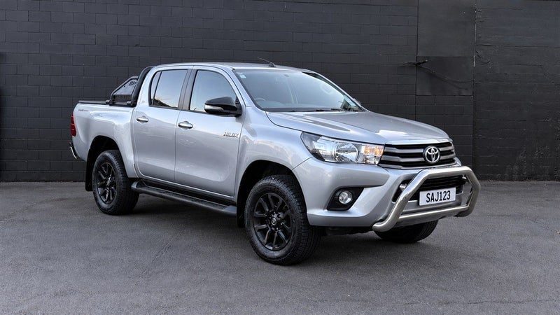 2017 Toyota Hilux SR TD DC 2.8D/6AT/UT
