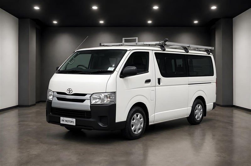 2015 Toyota Hiace ZL TD 3.0D/5MT/LV/5D, photo 2