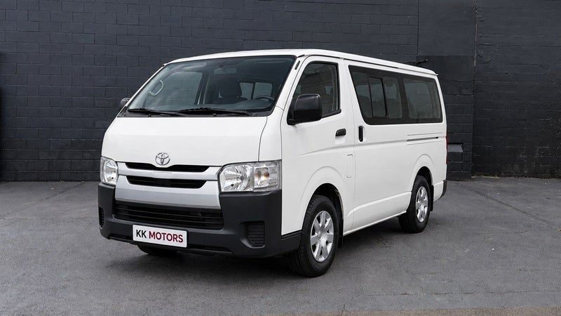 2020 Toyota Hiace LWB, photo 2
