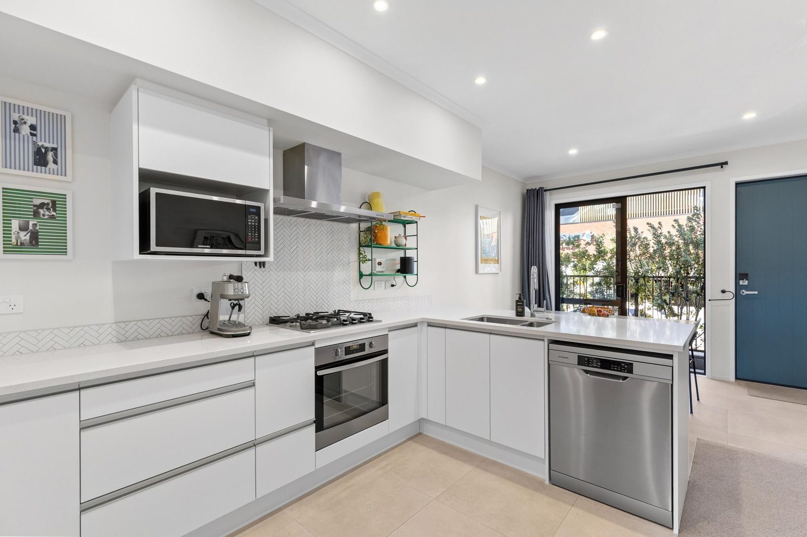 46 Pennant Street, Long Bay, photo 8