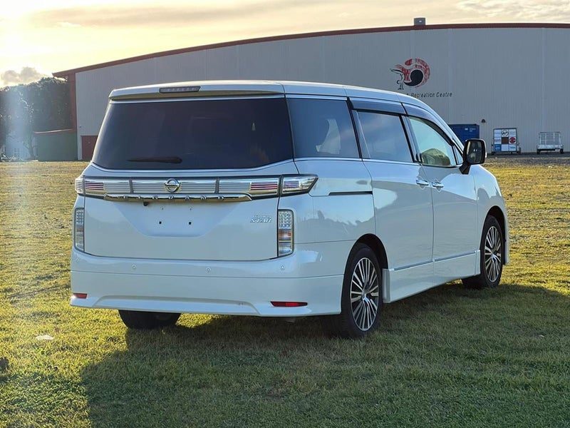 2020 Nissan Elgrand HIGHWAY STAR, photo 2