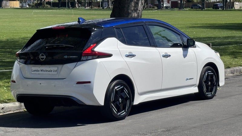 2022 Nissan Leaf X, photo 3