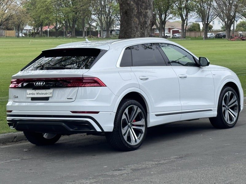 2019 Audi Q8 S Line, photo 3
