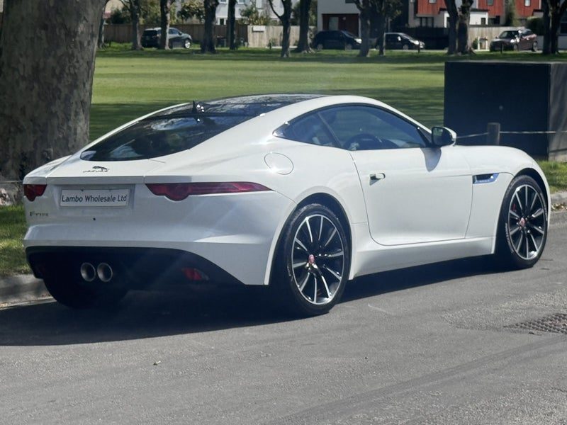 2015 Jaguar F-Type Supercharged, photo 3