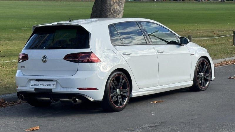 2018 Volkswagen Golf GTI, photo 3
