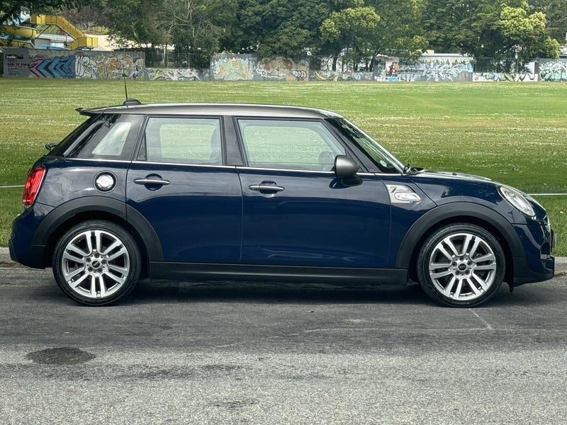 2017 MINI Cooper S, photo 2