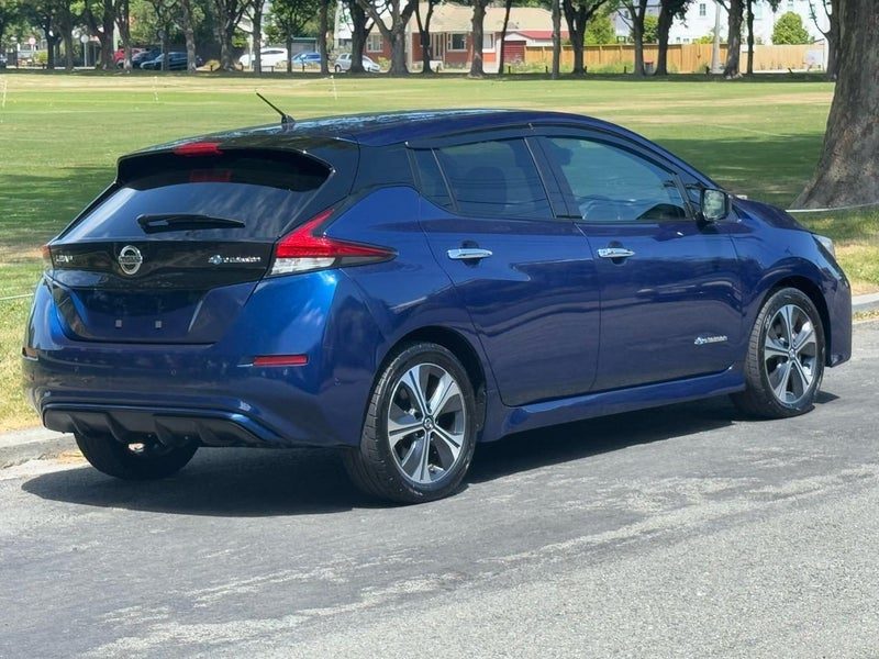 2022 Nissan Leaf 40 KWH, photo 3