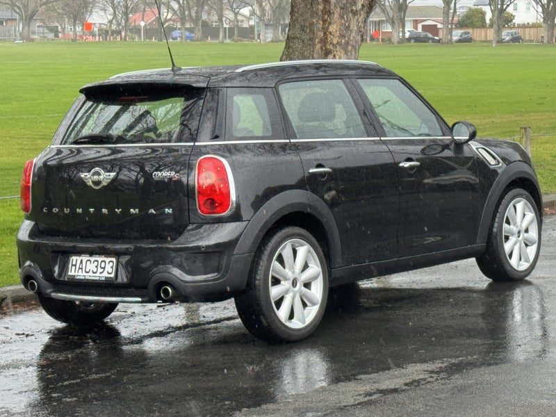 2013 MINI Countryman S, photo 3