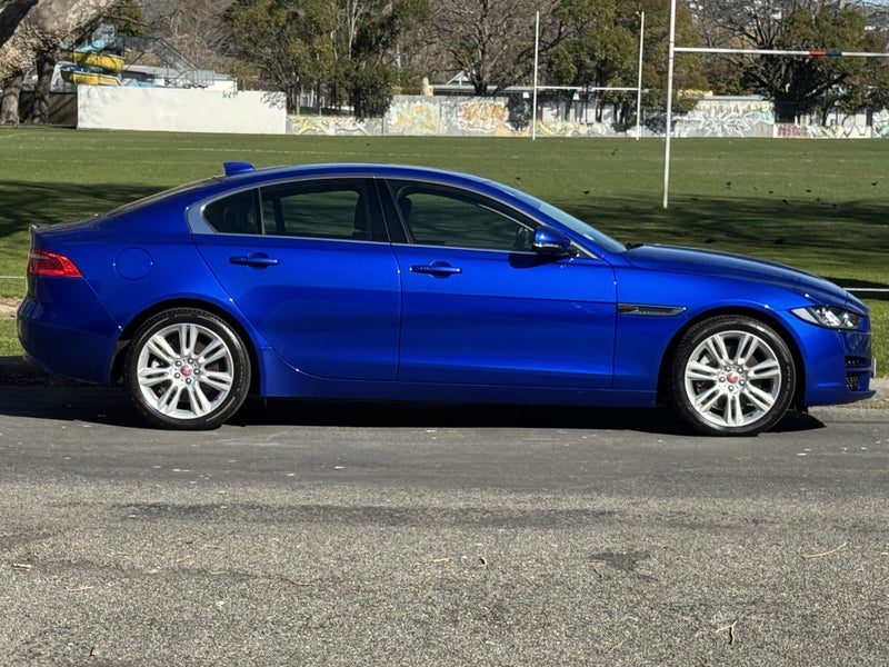 2017 Jaguar XE 20t Prestige - HEATED LEATHER SEATS, photo 2