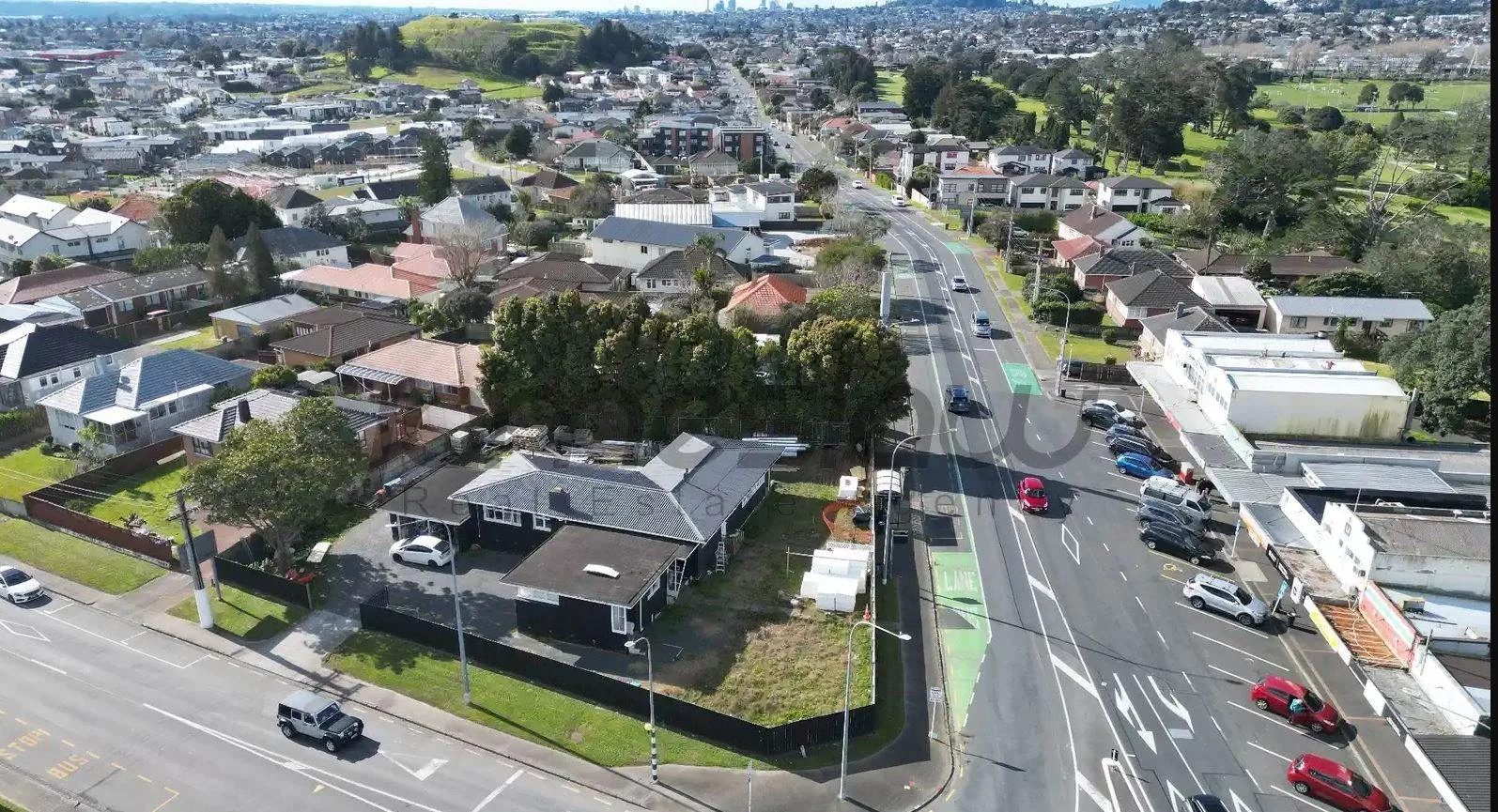 1215 Dominion Road, Mount Roskill, photo 5